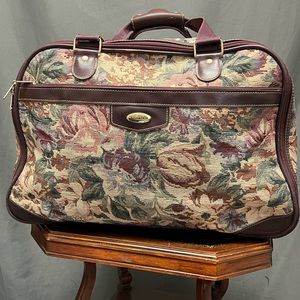 Vintage 1980s overnight travel bag luggage
